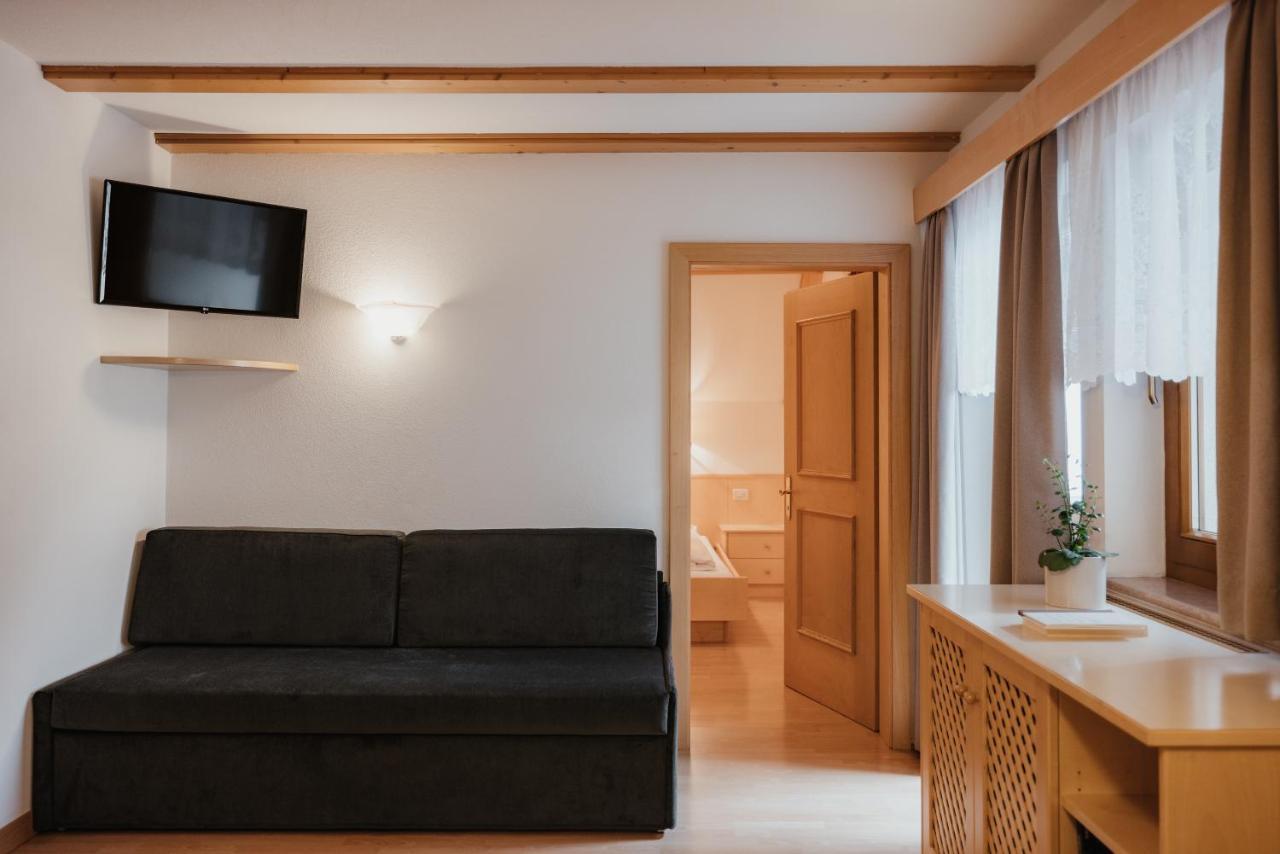 Residence Chalet Pinis Корвара-ин-Бадия Экстерьер фото